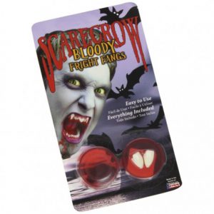 scarecrow-halloween-bloody-fright-vampire-dracula-fangs