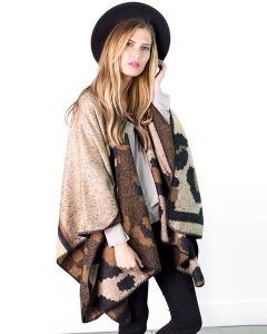 103017-Web-Cents-Of-Style-Prague-Animal-Print-Kimono-47_grande